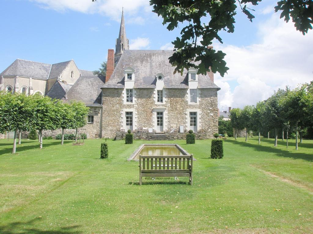 Grange Du Plessis Bed & Breakfast Segré Exterior foto